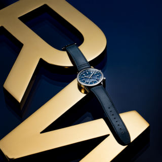 Enchant your loved one by gifting them a freelancer timepiece of choice.
 
The use of progressive shades of blue in the dial makes the freelancer GMT blue leather watch a bewitching composition.

Find our gift ideas online now.

#RAYMONDWEIL #PrecisionMovements #RWFreelancer #GMT #BlueDial #Watches #SwissMade #GiftIdeas