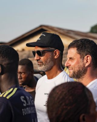 At the heart of Mission Côte d’Ivoire lies our commitment to music, ingrained in our Brand DNA. We provided instruments and empowered the children to find their voices and express their emotions. Music is the language that unites us all.
 
@elie.bernheim @zino_cotedivoire

#RAYMONDWEIL #Music #Cotedivoire #Zino #Charity #Givingback #Africa