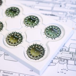 During the prototyping period, we compared the different colour combinations and designs of the gradient dials to create the most functional and elegant timepiece. 

Here, the gradient effect differentiates night and day, allowing a better understanding and readibility of the second timezone of the Freelancer GMT Worldtimer watch. 

#RAYMONDWEIL #PrecisionMovements #RWFreelancer #AutomaticWatch  #Watchmaking #Horology #SwissMade  #GMT