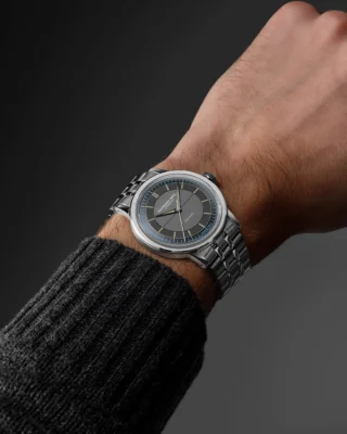Embrace the sophistication of neo-vintage aesthetics combined with meticulous craftsmanship with the Millesime collection. 

Discover the Millesime timepieces now. 

#RAYMONDWEIL #PrecisionMovements #RWMillesime #Luxurywatches #AutomaticWatch #SwissWatch #Watch #SwissMade #IndependentBrand