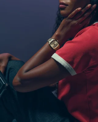 The season shifts. Light fades into amber, nights stretch longer, and the city glows with its electric pulse. September marks the return to movement, ambition, and energy - the city calling us back to its pulse. 

A sharper tempo, a golden charge in the air.

Discover the new Freelancer cushion.

#RAYMONDWEIL  #RWFreelancer #AutomaticWatch #SwissWatchmaking #Backtoshcool